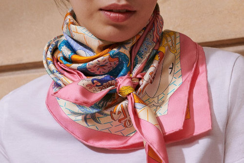 Types of Hermès scarves knots